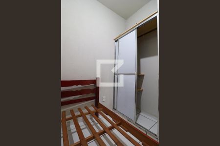 Quarto 1 de kitnet/studio para alugar com 2 quartos, 42m² em Centro, Uberlândia