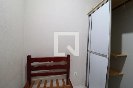 Quarto 1 de kitnet/studio para alugar com 2 quartos, 42m² em Centro, Uberlândia