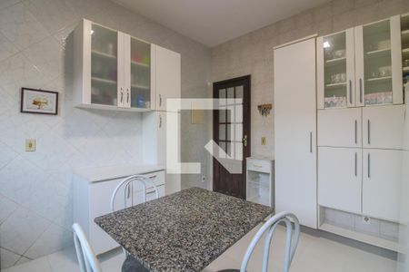 Casa para alugar com 140m², 4 quartos e 2 vagasCozinha