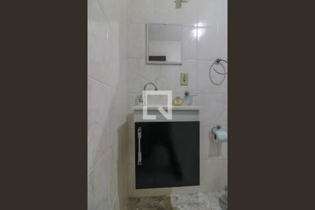 Casa para alugar com 140m², 4 quartos e 2 vagasBanheiro Social 1