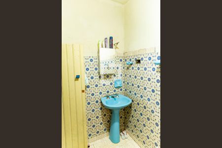 Casa à venda com 63m², 1 quarto e 1 vaga Casa à venda com 63m², 1 quarto e 1 vagaBanheiro