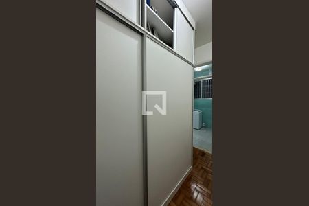 Apartamento para alugar com 83m², 2 quartos e sem vagaQuarto de Serviço