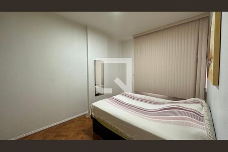 Quarto 01 de apartamento para alugar com 2 quartos, 83m² em Copacabana, Rio de Janeiro