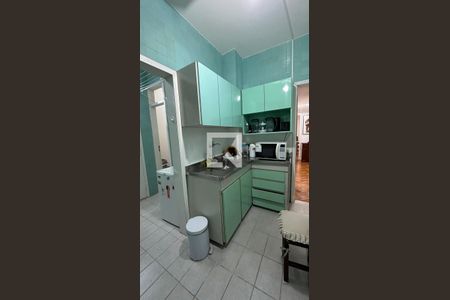 Apartamento para alugar com 83m², 2 quartos e sem vagaCozinha