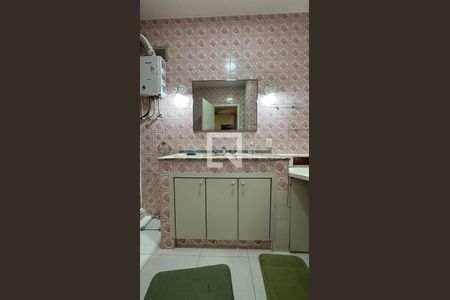 Apartamento para alugar com 83m², 2 quartos e sem vagaBanheiro