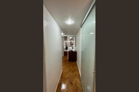 Apartamento para alugar com 83m², 2 quartos e sem vagaCorredor 