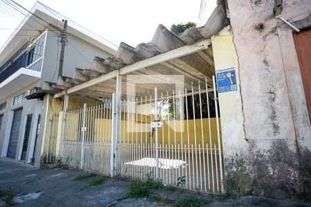 Casa para alugar com 208m², 2 quartos e sem vaga Casa para alugar com 208m², 2 quartos e sem vagaFachada