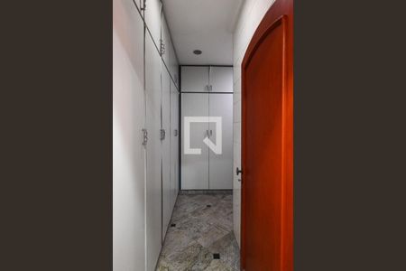 Casa à venda com 900m², 4 quartos e 9 vagasDespensa