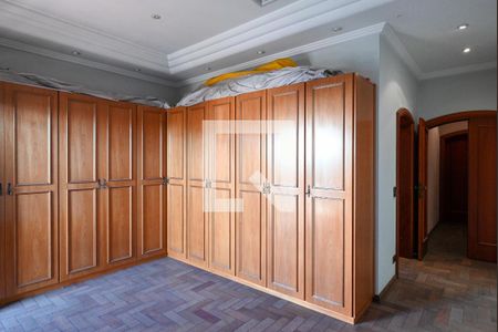 Casa à venda com 900m², 4 quartos e 9 vagasQuarto 1