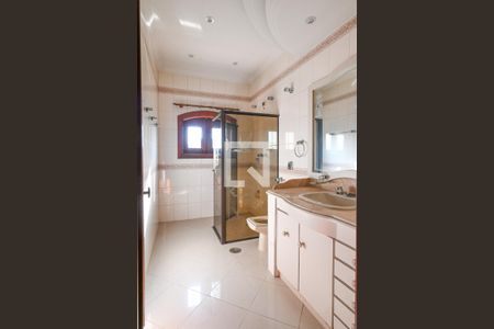 Casa à venda com 900m², 4 quartos e 9 vagasBanheiro Social