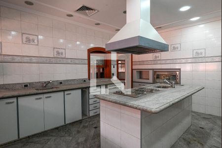 Casa à venda com 900m², 4 quartos e 9 vagasCozinha