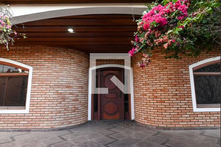 Casa à venda com 900m², 4 quartos e 9 vagasFachada