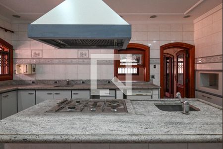 Casa à venda com 900m², 4 quartos e 9 vagasCozinha