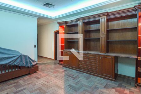 Casa à venda com 900m², 4 quartos e 9 vagasQuarto 4