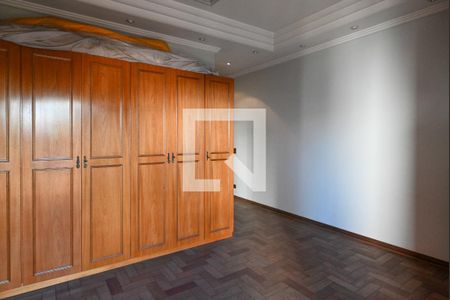 Casa à venda com 900m², 4 quartos e 9 vagasQuarto 1