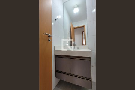 Apartamento para alugar com 76m², 2 quartos e 1 vaga Apartamento para alugar com 76m², 2 quartos e 1 vagaBanheiro