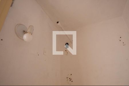 Apartamento para alugar com 78m², 2 quartos e sem vaga Apartamento para alugar com 78m², 2 quartos e sem vagaBanheiro de serviço