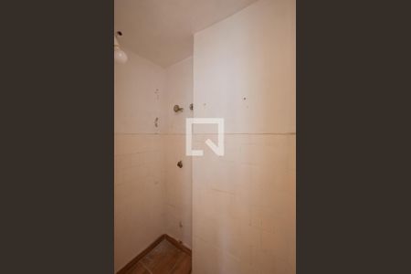 Apartamento para alugar com 78m², 2 quartos e sem vaga Apartamento para alugar com 78m², 2 quartos e sem vagaBanheiro de serviço