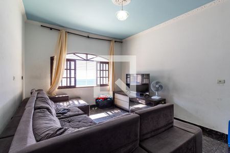 Sala de casa à venda com 4 quartos, 250m² em Vila Rosalia, Guarulhos