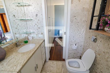 Banheiro da Suíte de apartamento à venda com 4 quartos, 160m² em Barra da Tijuca, Rio de Janeiro