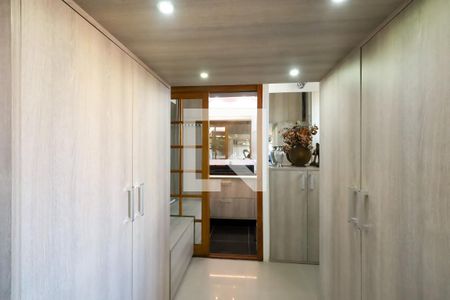 Casa à venda com 198m², 3 quartos e 2 vagasSuíte casa 2