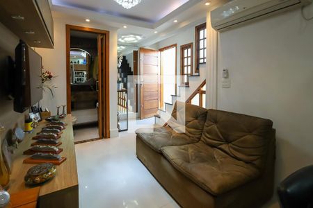 Casa à venda com 198m², 3 quartos e 2 vagasSala casa 2