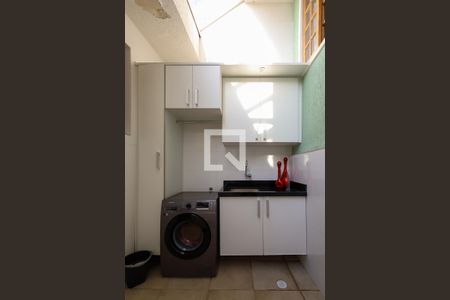 Casa à venda com 198m², 3 quartos e 2 vagasÁrea de Serviço