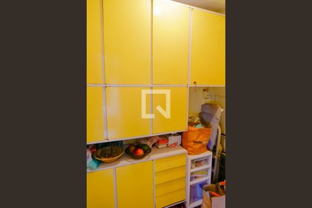 Apartamento à venda com 84m², 3 quartos e 1 vagaÁrea de Serviço