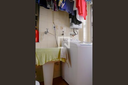 Apartamento à venda com 84m², 3 quartos e 1 vagaÁrea de Serviço