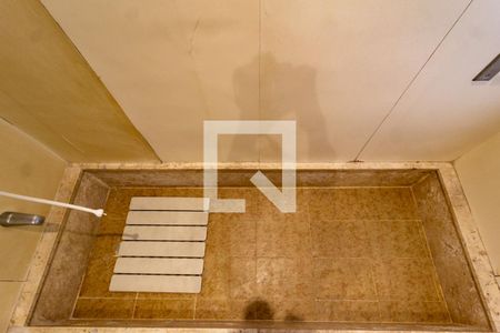 Apartamento à venda com 173m², 4 quartos e 1 vagaDetalhe do banheiro social