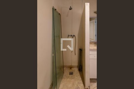 Detalhe do banheiro da suíte de apartamento à venda com 4 quartos, 173m² em Ipanema, Rio de Janeiro