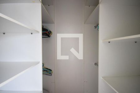 Apartamento à venda com 70m², 2 quartos e 2 vagasArmário da suíte