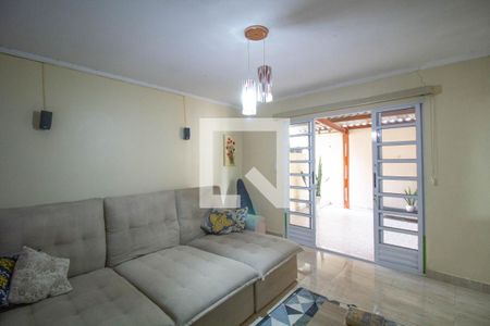 Sala de casa para alugar com 2 quartos, 90m² em Itaquera, São Paulo