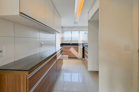 Apartamento à venda com 163m², 3 quartos e 3 vagas Apartamento à venda com 163m², 3 quartos e 3 vagasCozinha