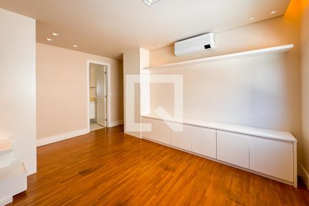 Apartamento à venda com 163m², 3 quartos e 3 vagas Apartamento à venda com 163m², 3 quartos e 3 vagasSuíte Master