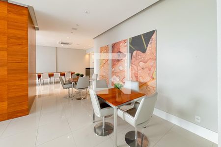 Apartamento à venda com 163m², 3 quartos e 3 vagas Apartamento à venda com 163m², 3 quartos e 3 vagasÁrea comum