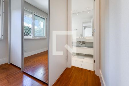 Apartamento à venda com 163m², 3 quartos e 3 vagas Apartamento à venda com 163m², 3 quartos e 3 vagasBanheiro da Suíte 2