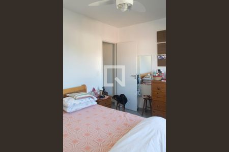 Casa à venda com 120m², 3 quartos e 2 vagasQuarto 3