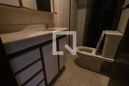 Apartamento à venda com 60m², 3 quartos e 2 vagas Apartamento à venda com 60m², 3 quartos e 2 vagasBanheiro 1