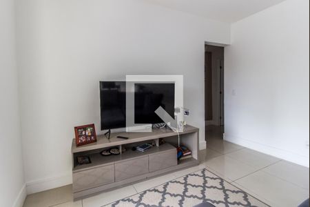 Sala de TV de apartamento à venda com 3 quartos, 167m² em Alphaville Industrial, Barueri