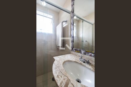 Apartamento à venda com 167m², 3 quartos e 3 vagasBanheiro da Suíte 2