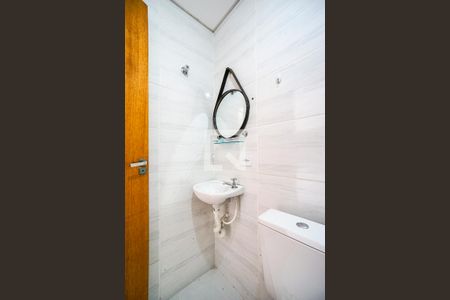 Banheiro social de apartamento para alugar com 1 quarto, 37m² em Vila Matilde, São Paulo