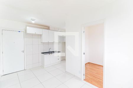 Sala de apartamento para alugar com 2 quartos, 34m² em Santo Amaro, São Paulo
