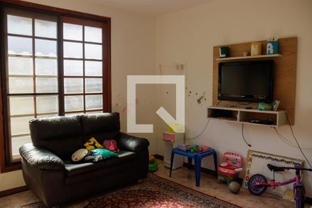 Sala de casa à venda com 3 quartos, 340m² em Itaipu, Niterói