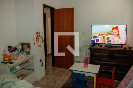 Casa à venda com 340m², 3 quartos e 2 vagasQuarto