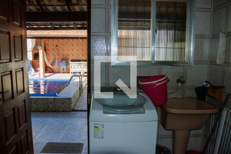 Casa à venda com 340m², 3 quartos e 2 vagasLavanderia 