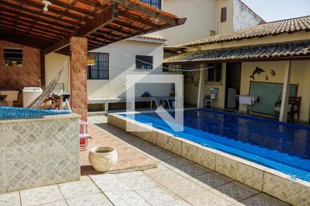 Casa à venda com 340m², 3 quartos e 2 vagasÁrea comum - Piscina