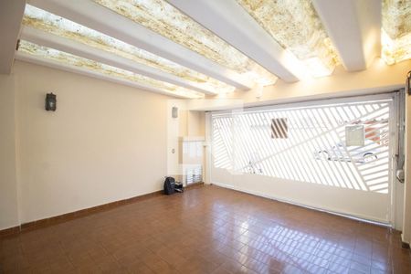 Casa para alugar com 150m², 4 quartos e 2 vagas Casa para alugar com 150m², 4 quartos e 2 vagasGaragem