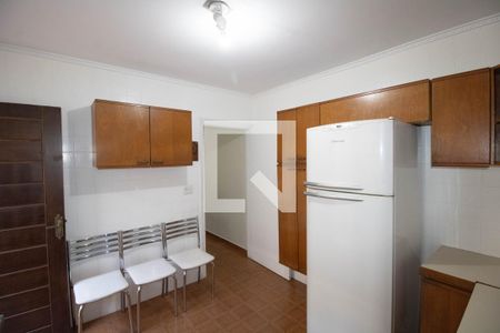 Casa para alugar com 150m², 4 quartos e 2 vagas Casa para alugar com 150m², 4 quartos e 2 vagasCozinha