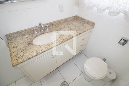 Casa para alugar com 150m², 4 quartos e 2 vagas Casa para alugar com 150m², 4 quartos e 2 vagasBanheiro da Suíte